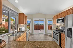 7415 Linden, Carlsbad, CA 92011 - Photo 10