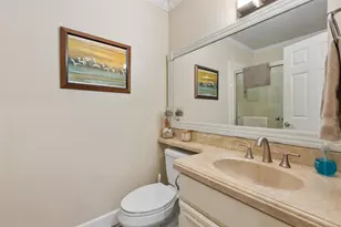 8909 Circle R View Ln, Escondido, CA 92026 - Photo 18
