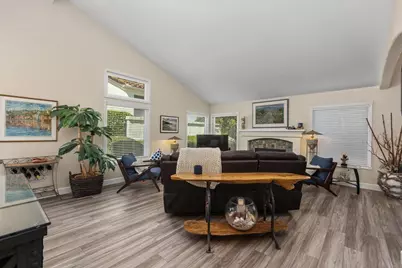 8909 Circle R View Lane, Escondido, CA 92026 - Photo 8