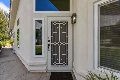 8909 Circle R View Lane, Escondido, CA 92026 - Photo 4