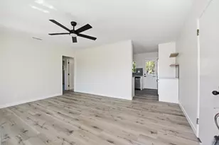 530 S Kalmia St, Escondido, CA 92025 - Photo 8