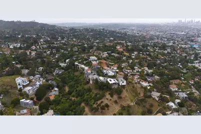 2411 San Marco Dr, Los Angeles, CA 90068 - Photo 8