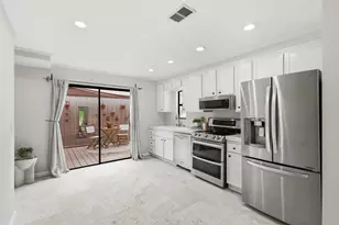 2740 Ariane Dr, San Diego, CA 92117 - Photo 8