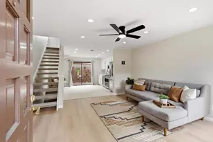 2740 Ariane Dr, San Diego, CA 92117 - Photo 2