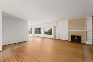 5825 Folsom Dr, La Jolla, CA 92037 - Photo 8