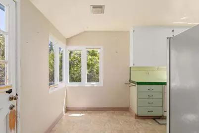 5825 Folsom Dr, La Jolla, CA 92037 - Photo 22