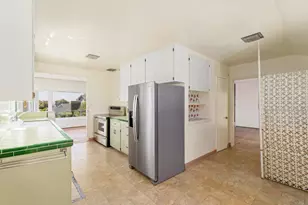 5825 Folsom Dr, La Jolla, CA 92037 - Photo 20
