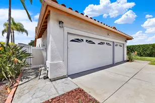 4964 Skyhawk Way, Oceanside, CA 92056 - Photo 4