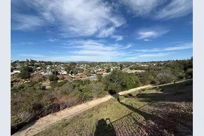 4964 Skyhawk Way, Oceanside, CA 92056 - Photo 4
