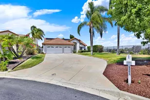 4964 Skyhawk Way, Oceanside, CA 92056 - Photo 2