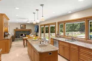 5545 Coral Reef Ave, La Jolla, CA 92037 - Photo 12