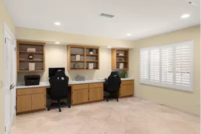 5545 Coral Reef Avenue, La Jolla, CA 92037 - Photo 18