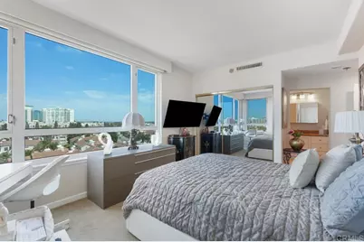 3890 Nobel Drive #802, San Diego, CA 92122 - Photo 2