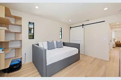 1319 Knowles Avenue, Carlsbad, CA 92008 - Photo 22