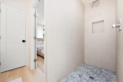 1319 Knowles Avenue, Carlsbad, CA 92008 - Photo 18