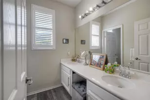 1061 Via Carina, Vista, CA 92081 - Photo 18