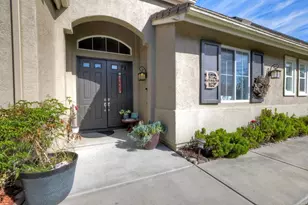 1061 Via Carina, Vista, CA 92081 - Photo 4