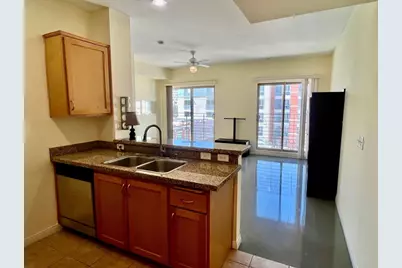 450 J Street #6121, San Diego, CA 92101 - Photo 4