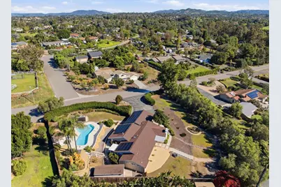 929 Pepper Tree Lane, Fallbrook, CA 92028 - Photo 4