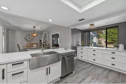 929 Pepper Tree Lane, Fallbrook, CA 92028 - Photo 2
