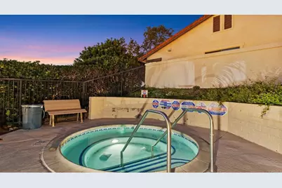 6854 Maple Leaf Dr, Carlsbad, CA 92011 - Photo 40