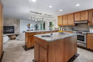 279 1/4 Hillcrest Dr, Encinitas, CA 92024 - Photo 16