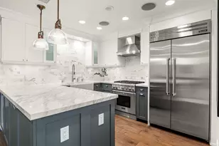 1022 Bayside, Newport Beach, CA 92660 - Photo 8