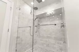 1022 Bayside, Newport Beach, CA 92660 - Photo 32