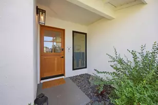 1801 Ratcliff Rd, Carlsbad, CA 92008 - Photo 4