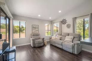 17877 Avenida Cordillera, San Diego, CA 92128 - Photo 8