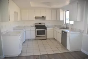 604 Porter St, Fallbrook, CA 92028 - Photo 8