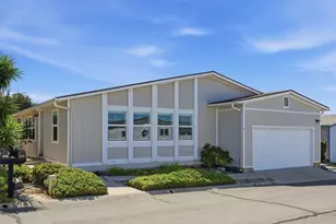 623 Via Santa Cruz, Vista, CA 92081 - Photo 2