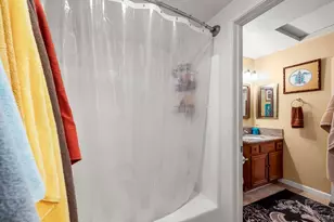 1050 La Tortuga Dr, Vista, CA 92081 - Photo 16