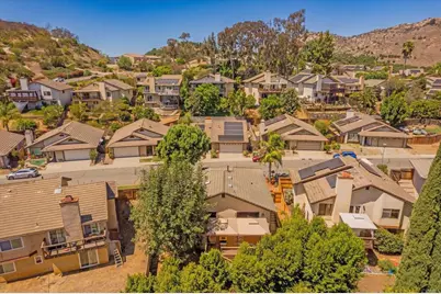 1679 Madrone Glen, Escondido, CA 92027 - Photo 48