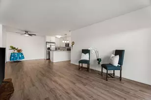 1801 Diamond Street, San Diego, CA 92109 - Photo 10
