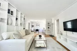 1700 1702-1704 Glendon Ave, Los Angeles, CA 90024 - Photo 20