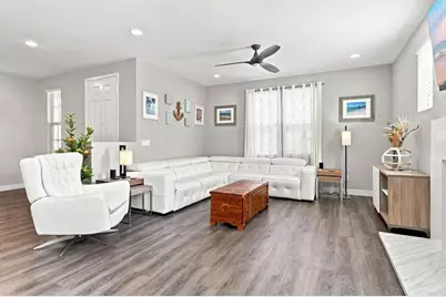 4318 Pacifica Way #2, Oceanside, CA 92056 - Photo 4