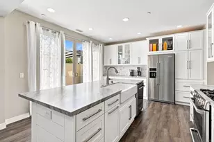 4318 Pacifica Wy, Oceanside, CA 92056 - Photo 8