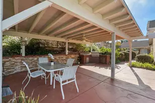 2354 Kimberly Ct, Carlsbad, CA 92008 - Photo 8
