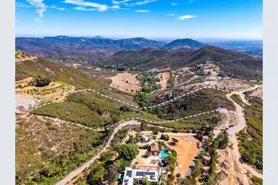  Twin Oaks Valley Road, San Marcos, CA 92078 - Photo 4