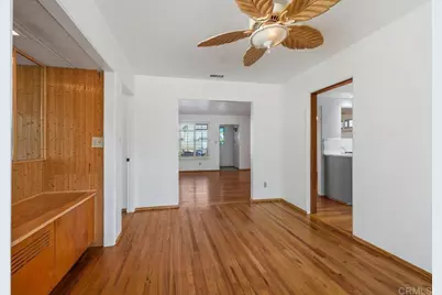 1960 Emerald Street, San Diego, CA 92109 - Photo 8