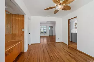 1960 Emerald St, San Diego, CA 92109 - Photo 8