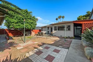 1960 Emerald St, San Diego, CA 92109 - Photo 24