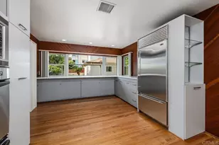 1960 Emerald St, San Diego, CA 92109 - Photo 12
