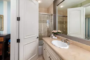 7104 Aviara Dr, Carlsbad, CA 92011 - Photo 32