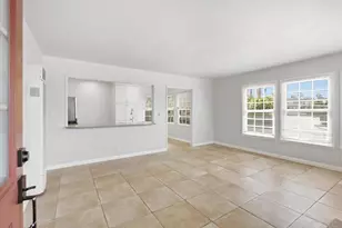 4879 Dixie Dr, San Diego, CA 92109 - Photo 16