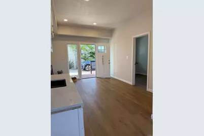 4883 Dixie Dr, San Diego, CA 92109 - Photo 4