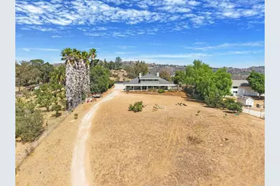 1850 Canyon Heights Road, Fallbrook, CA 92028 - Photo 6