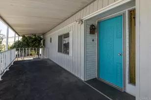 718 Sycamore Ave, Vista, CA 92083 - Photo 2