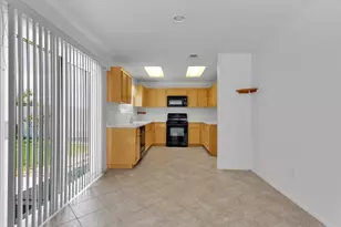 13523 Merry Oaks, Victorville, CA 92392 - Photo 16